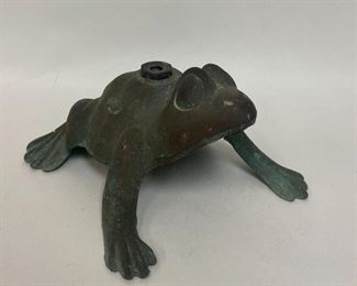 JM6043 Antique Cast Iron Figural Frog Lawn Water Sprinkler https://www.ebay.com/str/agesagoestatesales