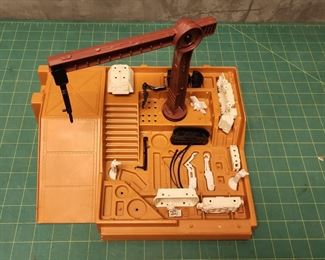 JM9019 1979 Kenner Droid Factory Maker Star Wars Action Playset MISSING PARTS https://www.ebay.com/str/agesagoestatesales