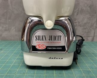 JM7051 Vintage Silex Juicit Deluxe Oscillating Strainer Works https://www.ebay.com/str/agesagoestatesales