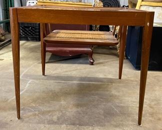 PA6001 Mid Century Modern MCM Accent End Table Wood and Glass https://www.ebay.com/str/agesagoestatesales