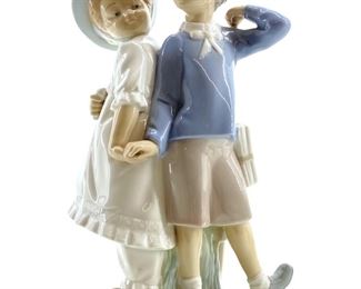 Vintage Lladro Porcelain “Puppy Love” Sculpture
