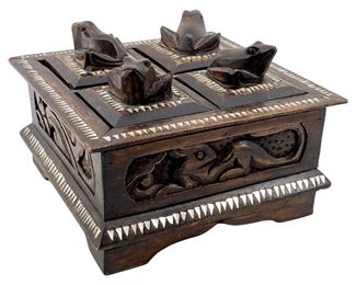Vintage Carved Wooden Frog Trinket Box
