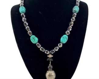 Vintage Turquoise and Hematite Beaded Necklace
