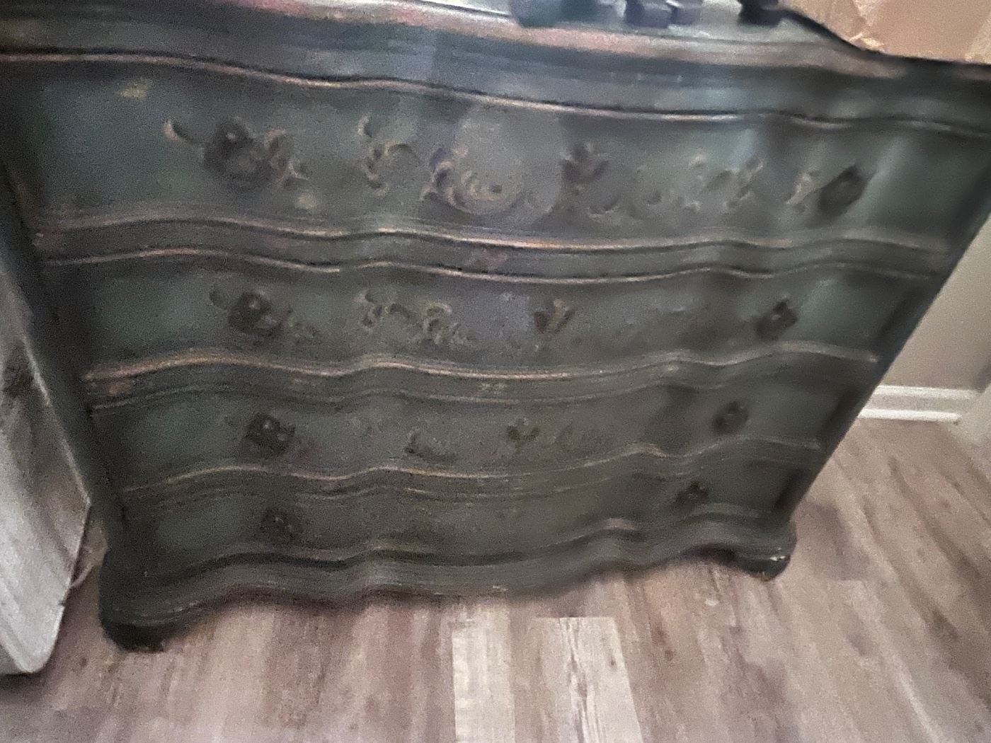 Lovely Collierville Estate Sale starts on 8/4/2023