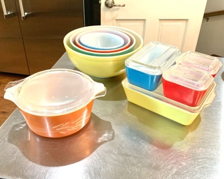 Vintage Pyrex 