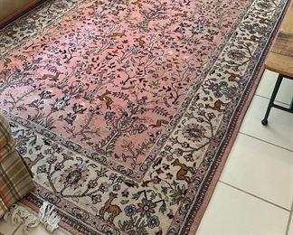 Nice Oriental Rug with Fringe.in excellent condition.
