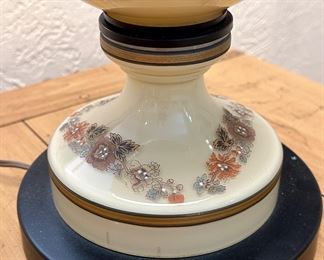 Beautiful Porcelain Table Lamp with Hand Painted Floral Images