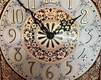 Beautiful and working Ridgeway Grandfather Clock Model 216, Movement -GW, Cherry Finish 