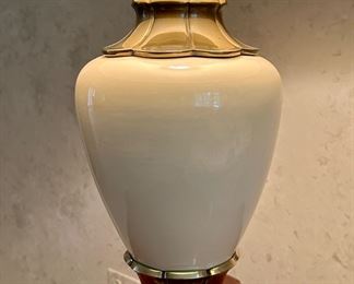 Beautiful Stiffel Lamp with a Brass Base and Porcelain Urn Style.