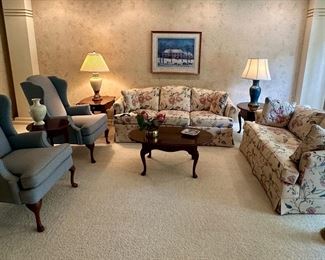 Gorgeous Traditional Living Room 