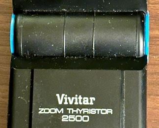 Vivitar Zoom Thyristor 2500 Flash 