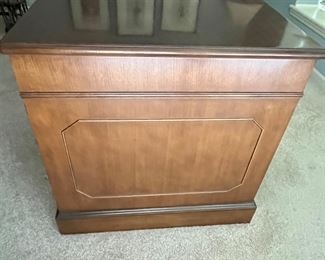 Vintage Myrtle Desk from Myrtle Furniture, a MCM Manuf. from High Pointe, NC