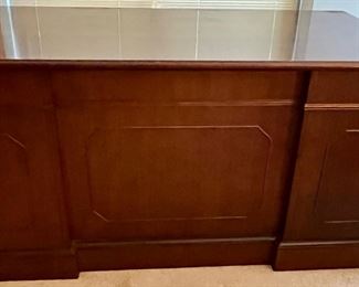 Vintage Myrtle Desk from Myrtle Furniture, a MCM Manuf. from High Pointe, NC