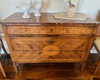 Inlaid Chest (close)