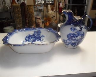 Cira 1891 Pitcher and bowl