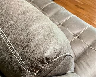 Theatre style Leather Recliner set