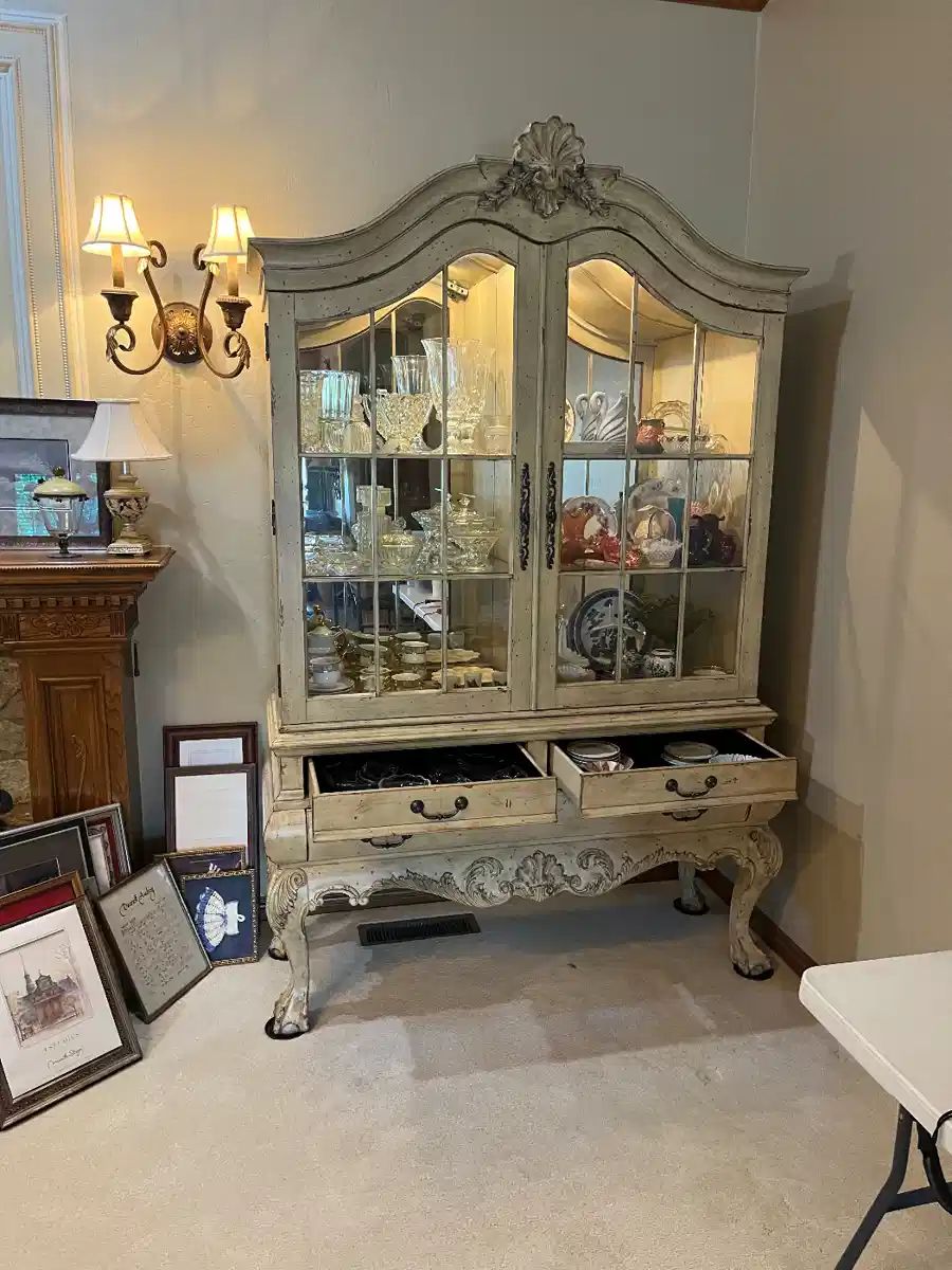 Busy Bee Quail Creek Estate Sale in Oklahoma City, OK starts on 8/18/2023