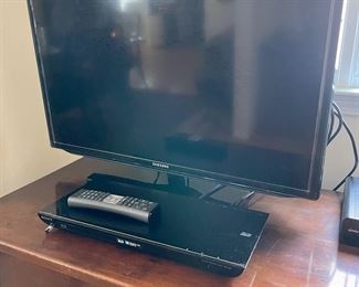 Samsung 32" TV and DVD Bluray player.