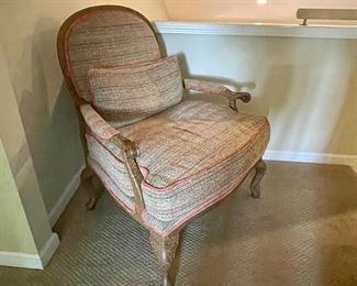 Herloom French Provincial Accent Chair 