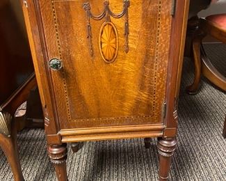 nightstand / cabinet