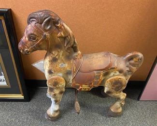 Mobo vintage horse