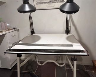 DRAFTING TABLE & DRAFTING TOOLS K&E  