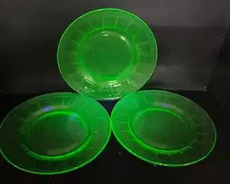 Vaseline Plates