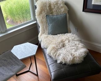 Mitchell Gold Chiase