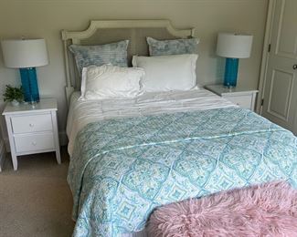 Queen bed Furniture