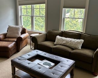 Guest Bedroom Suite of Furnoture