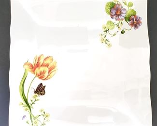 222 FIFTH VIVALDI DINNER PLATES