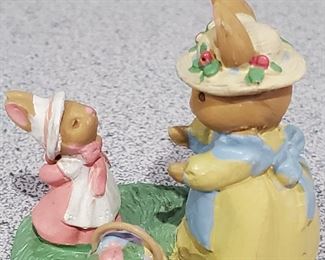 AVON FOREST FRIENDS SUNDAY BEST BUNNY FIGURINE