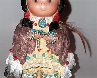 FRIENDS OF THE FEATHER NATIVE AMERICAN FIGURINE NATIVITY WISE MAN GIFTS OF WAMPUMPUMPUM