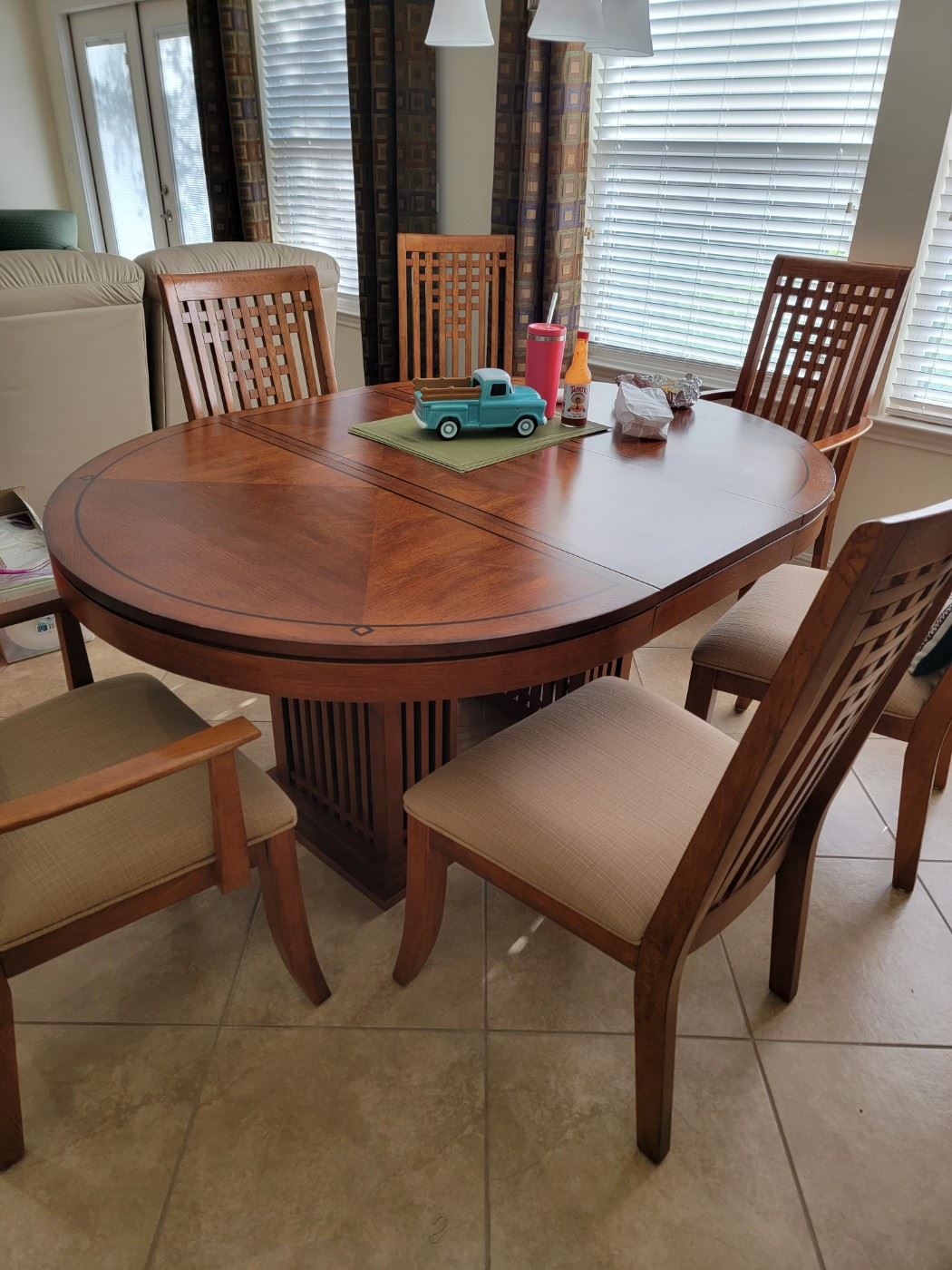 Estate sale by Magnolias Two in Rockport, TX starts on 8/4/2023