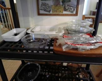 VINTAGE CORNING WARE AND GLASSWARE