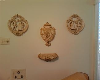 VINTAGE PLASTER WALL DECOR ITEMS