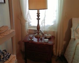 NIGHT STAND AND LAMP