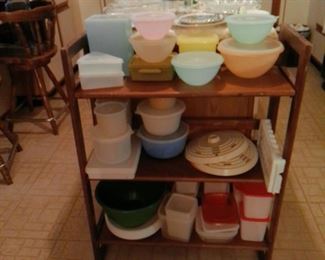 VINTAGE TUPPERWARE
