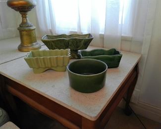 USA POTTERY PLANTERS
