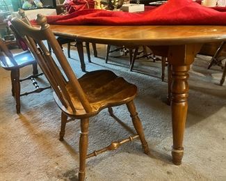 Antique dining table with 6 chairs