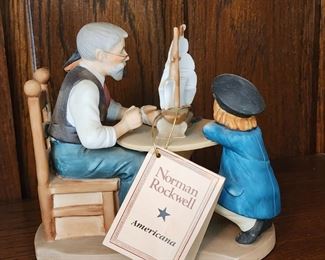 VINTAGE "SEA CAPTAIN" NORMAN ROCKWELL FIGURINE