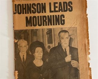 ASSORTED 1960'S NEWSPAPERS AND MAGAZINES