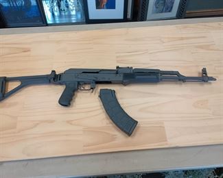 I O AK47 