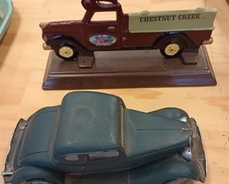 Cast iron nutcracker