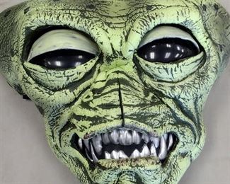 Alien mask