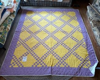 Vintage Handmade Quilt 