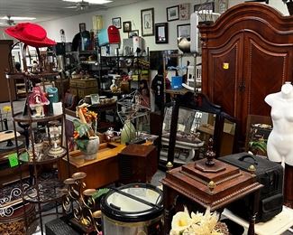 mirrors, outdoor tables, other large furniture all 75% off 