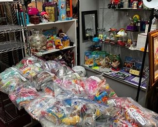 Toys 75% off !!! Compl