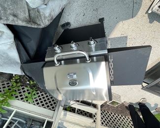 upside down grill :) (like new)