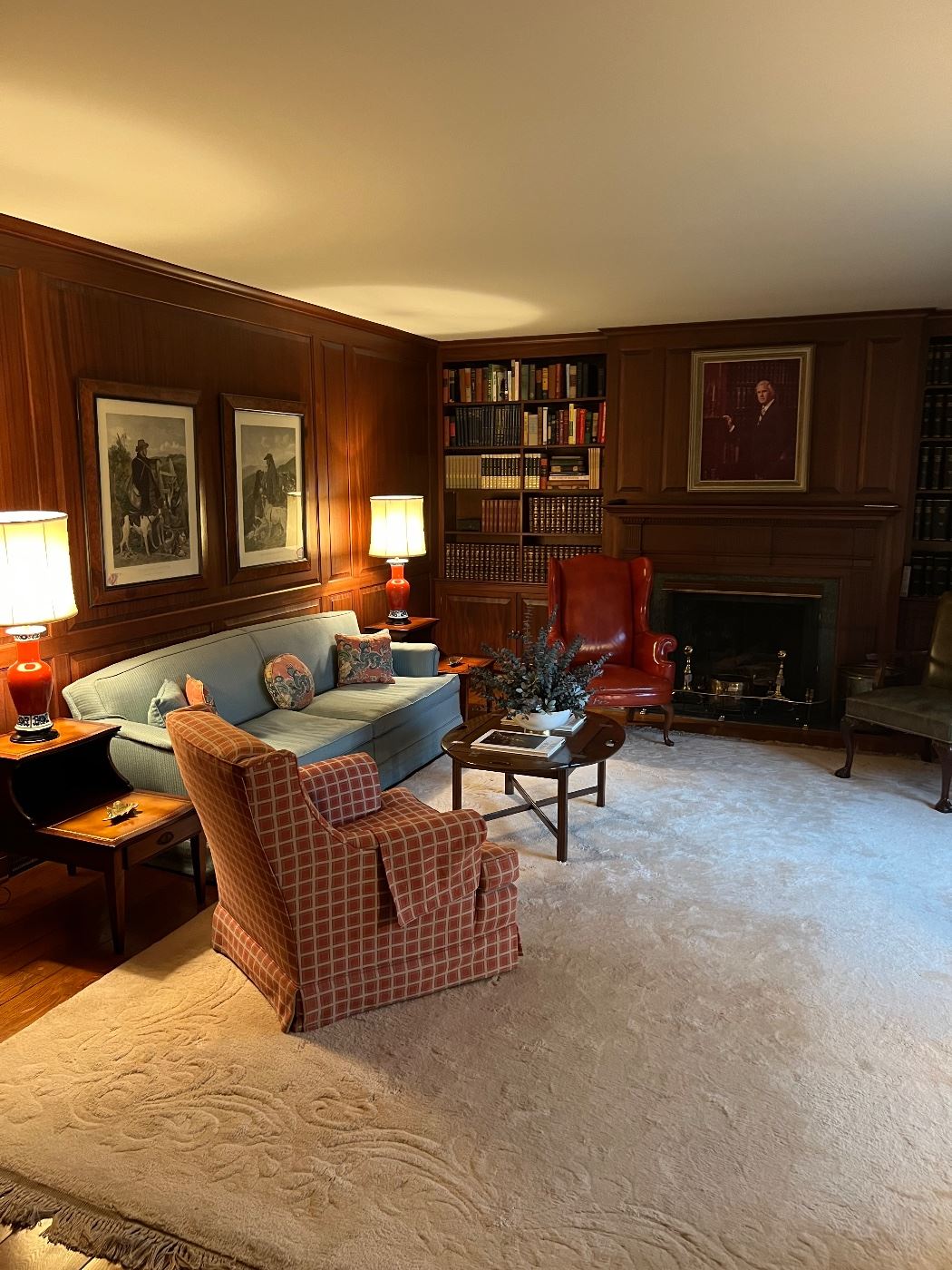 Blue Moon Estate Sale in 40502 in Lexington, KY starts on 8/18/2023